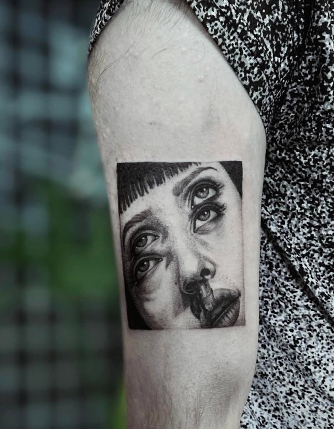 Realism tattoo studio background